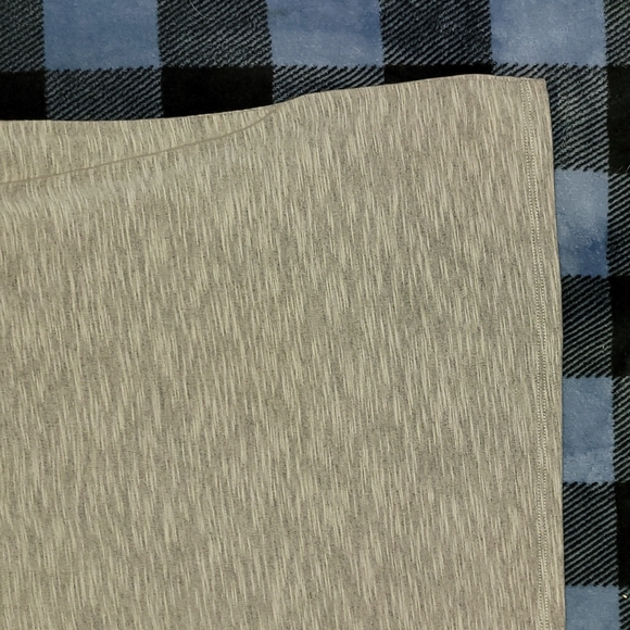 Nike. Swoosh Tee Shirt. XL but fits more like a large. - Picture 9 of 11